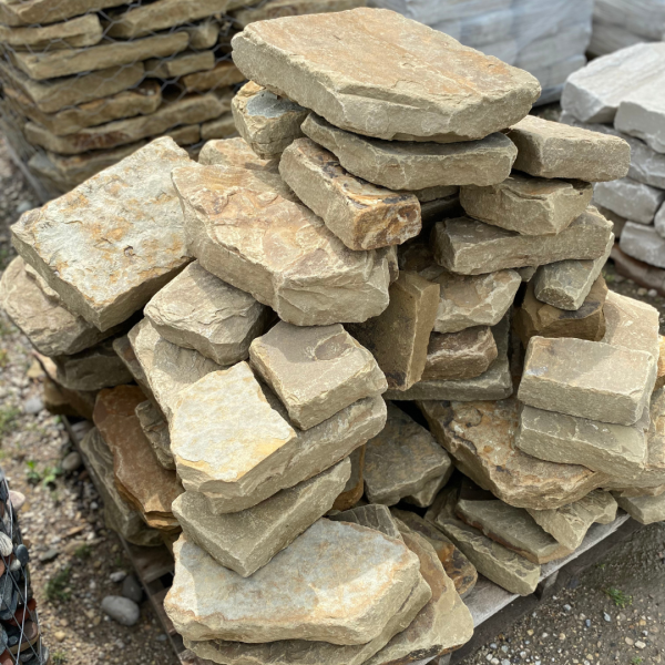 Choctaw Natural Tumbled Edging